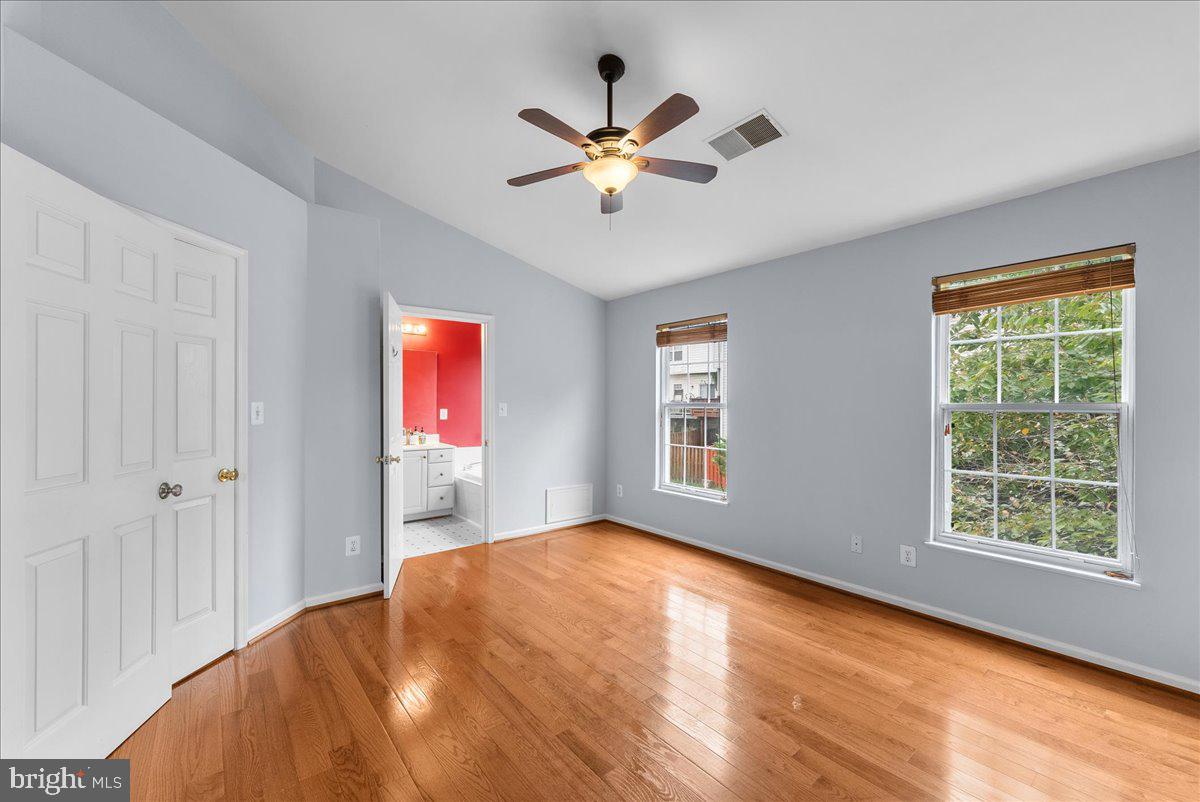 2565 Grayton Ln