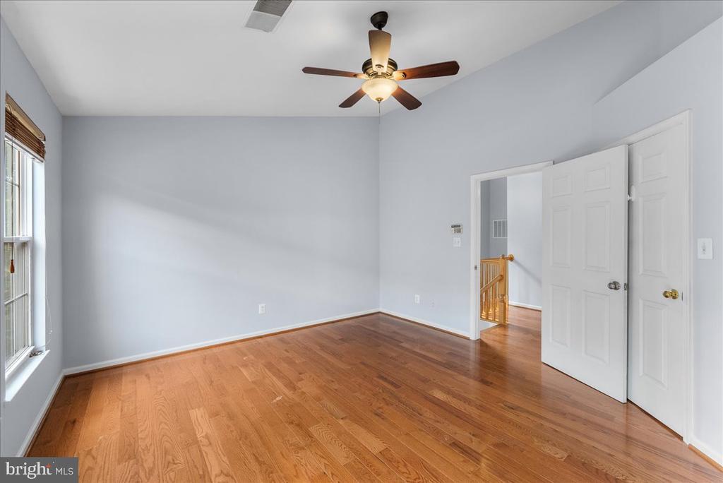 2565 Grayton Ln
