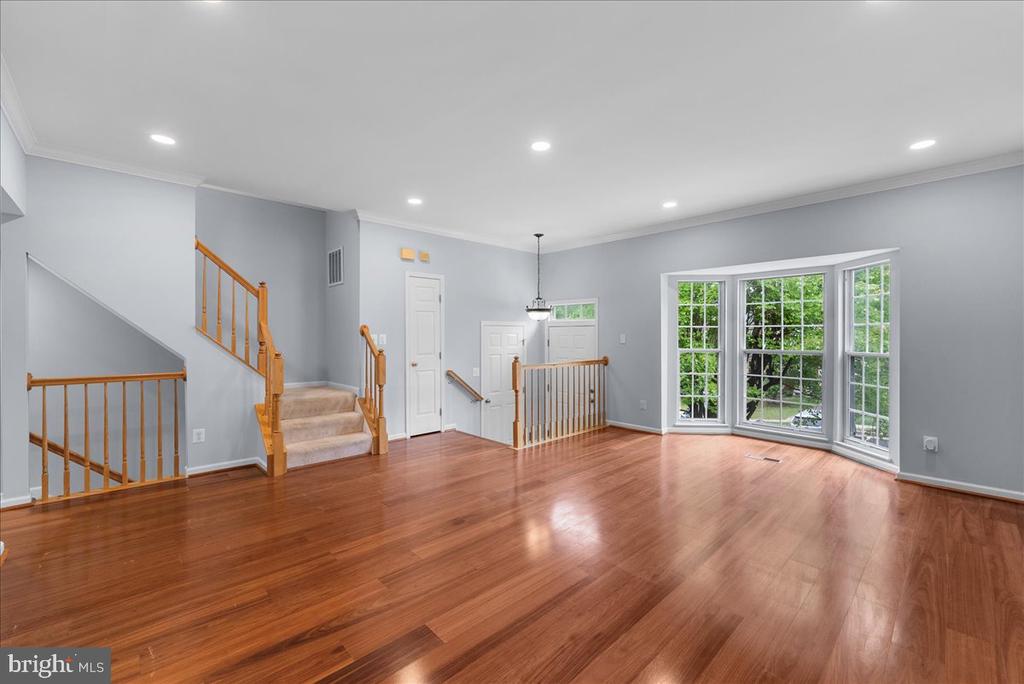 2565 Grayton Ln