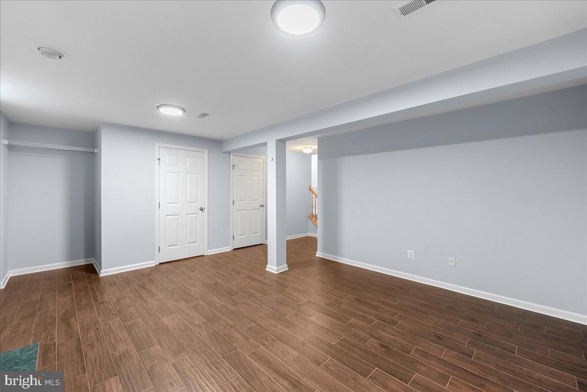 2565 Grayton Ln