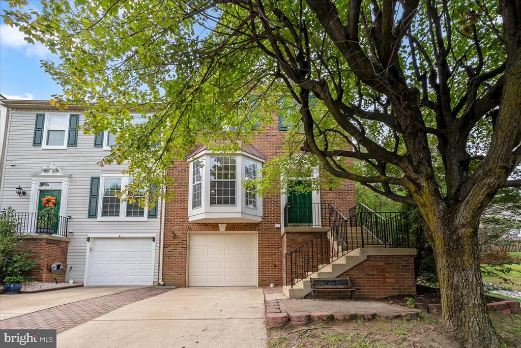 2565 Grayton Ln