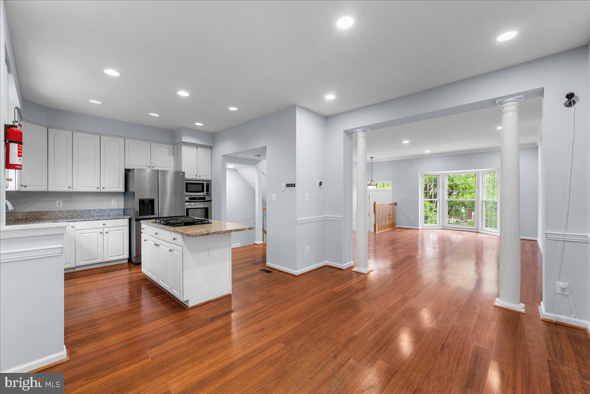 2565 Grayton Ln
