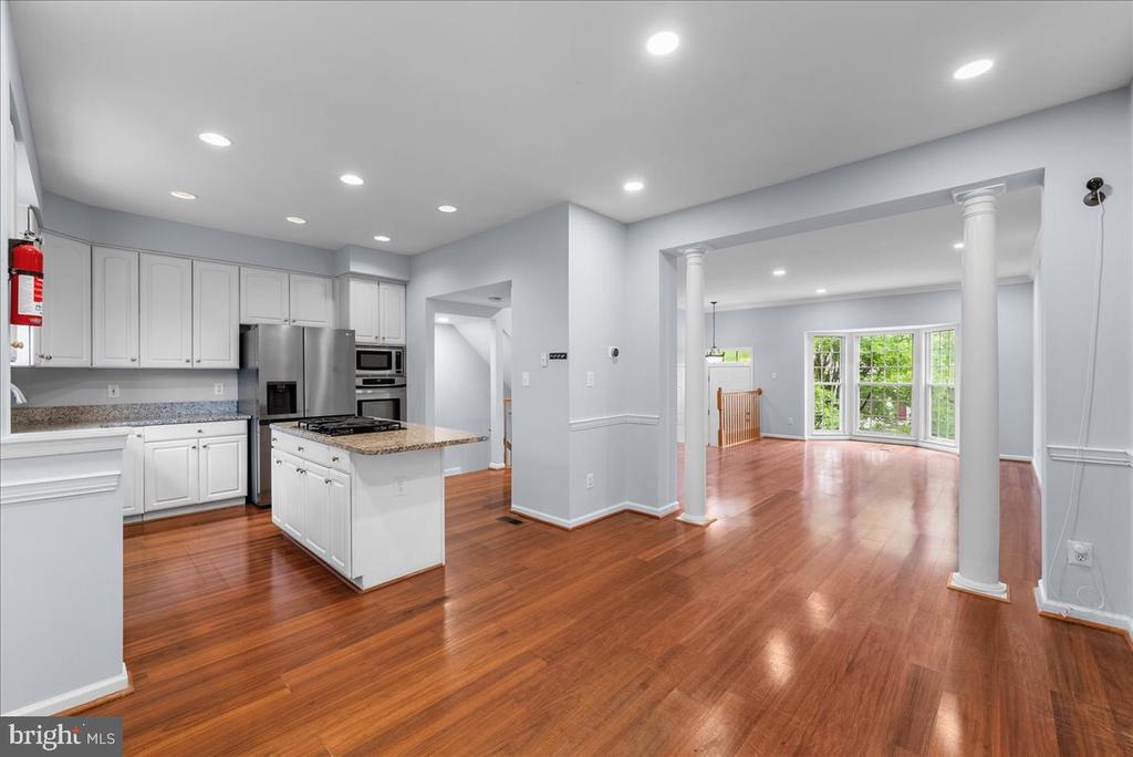 2565 Grayton Ln
