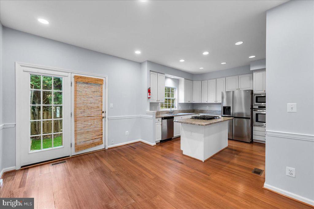 2565 Grayton Ln
