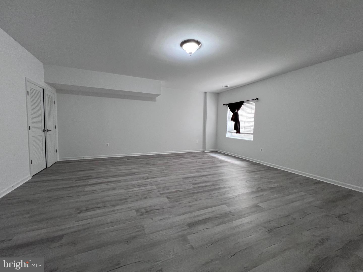 9243 DAWKINS CREST CIR