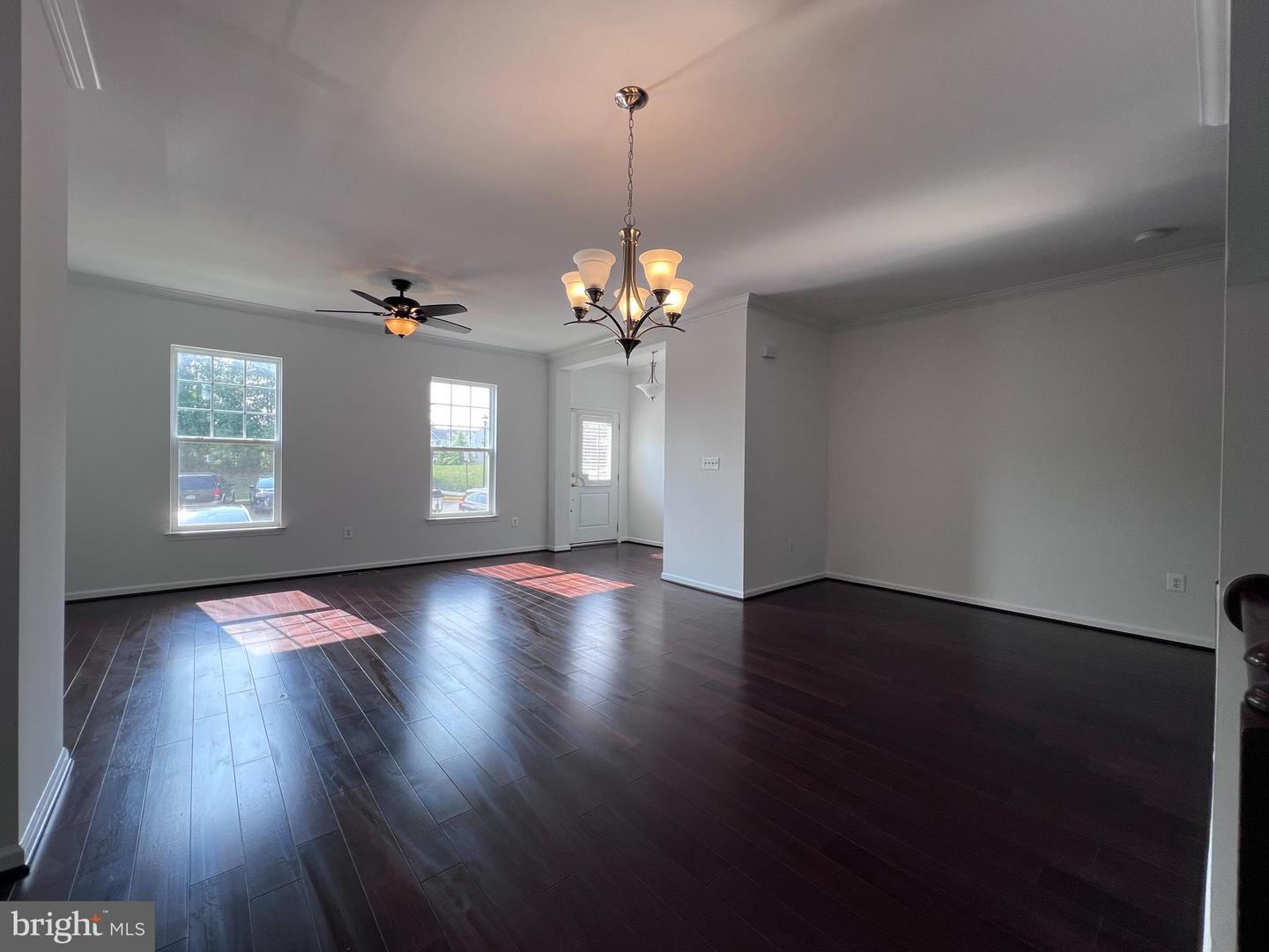 9243 DAWKINS CREST CIR