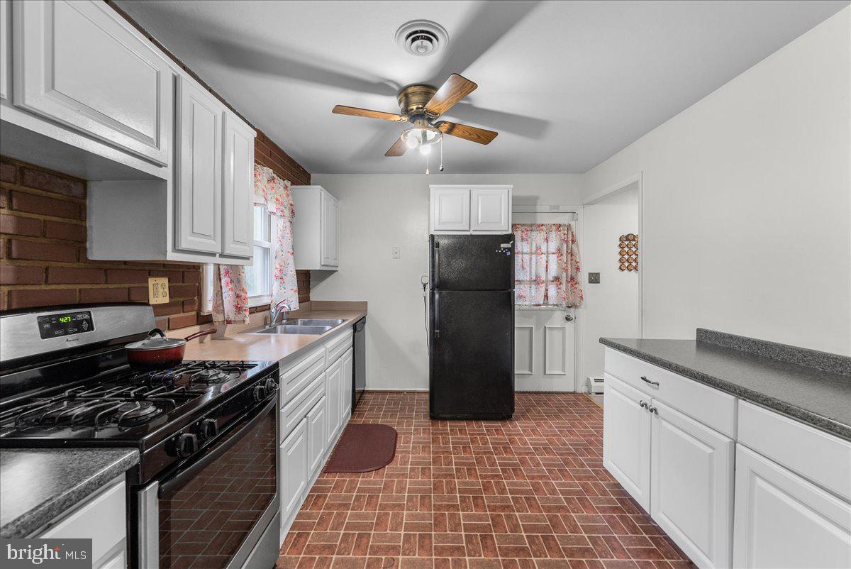 1814 Warren Dr