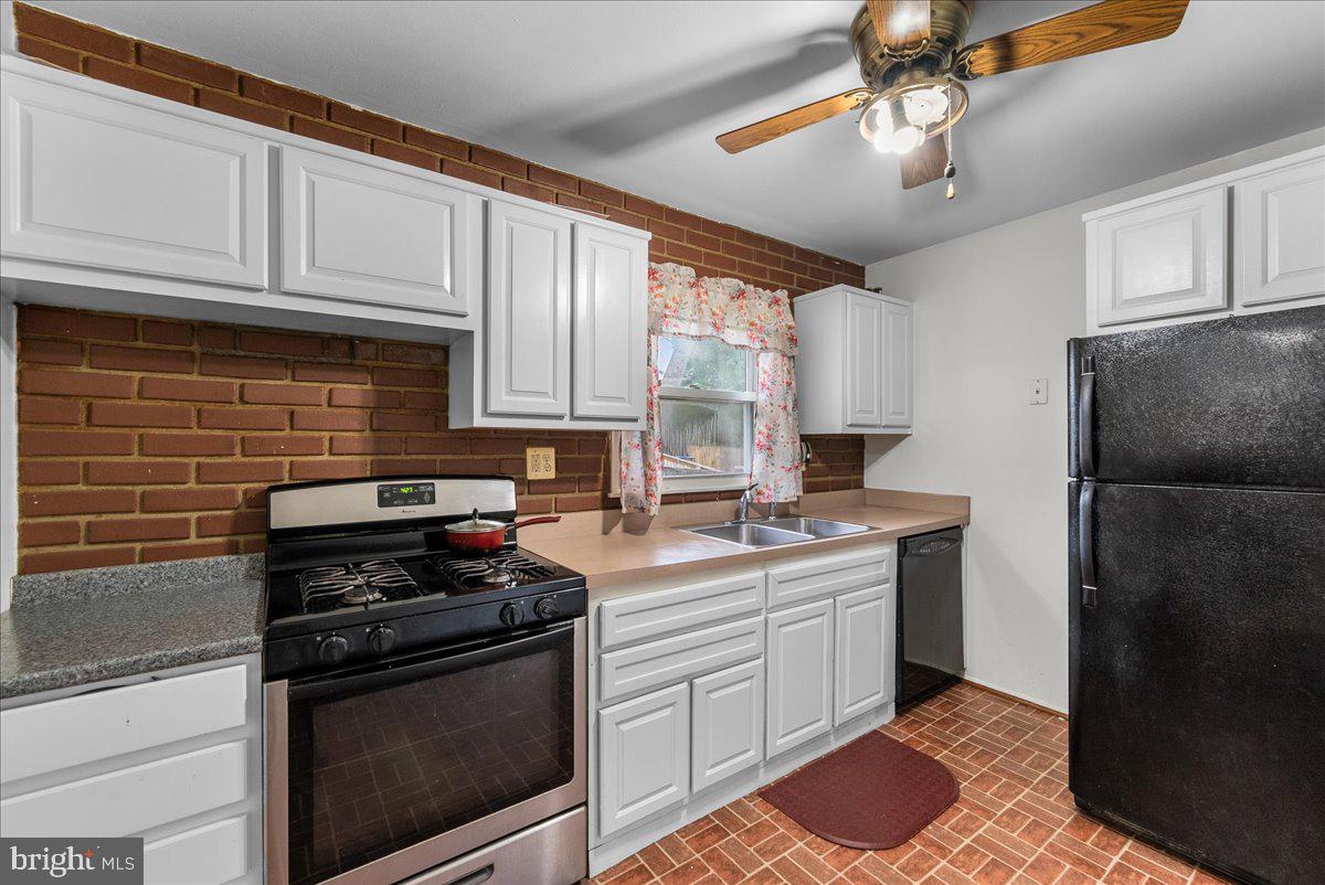 1814 Warren Dr