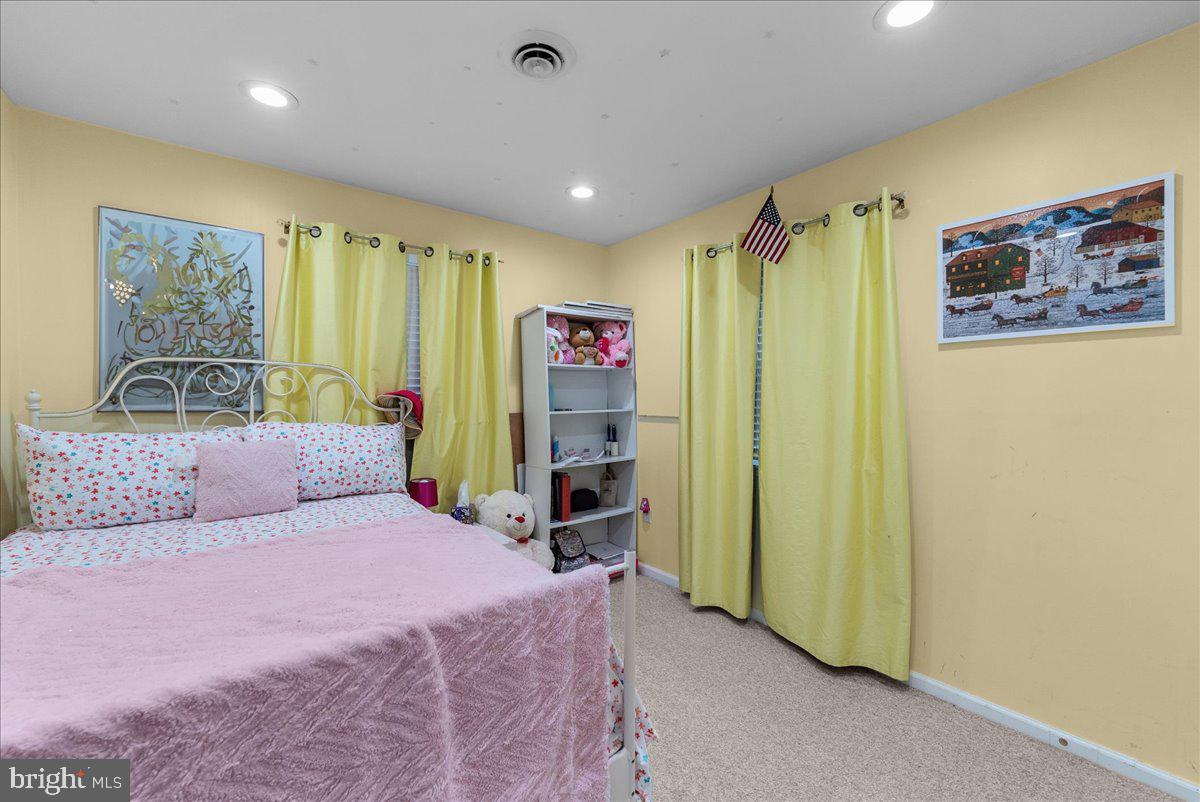 1814 Warren Dr