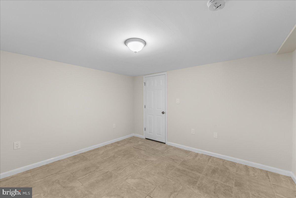1814 Warren Dr