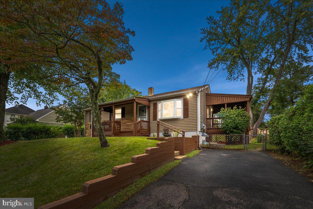1814 Warren Dr