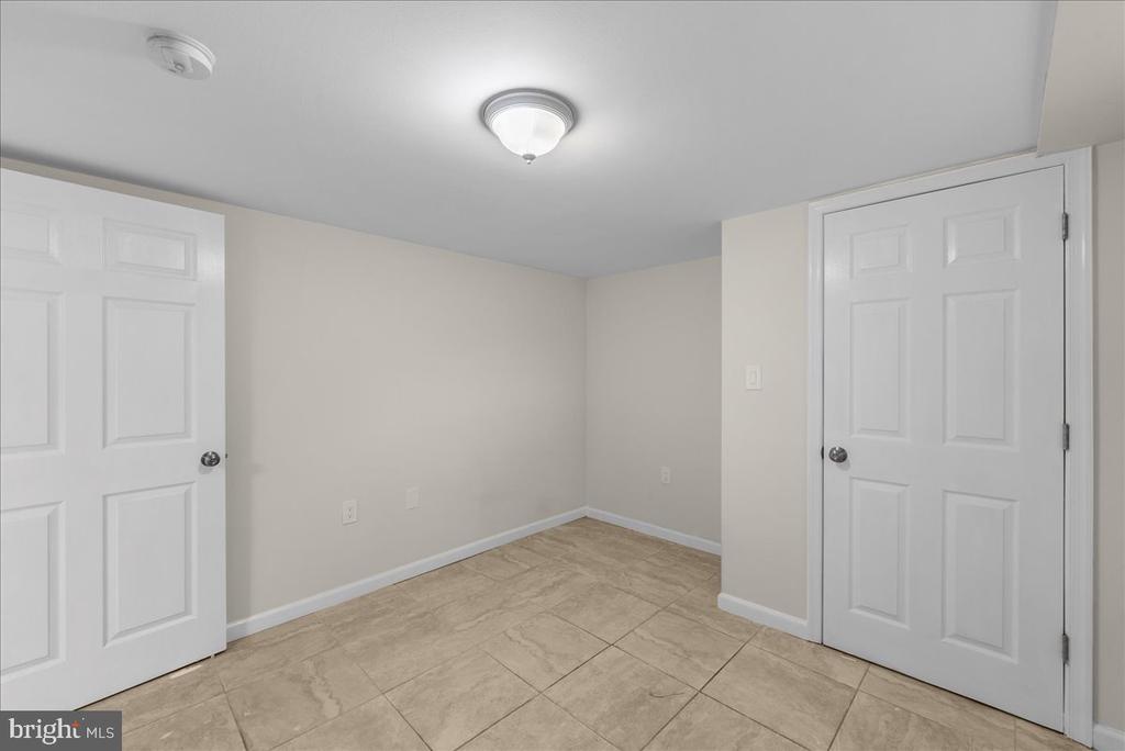1814 Warren Dr