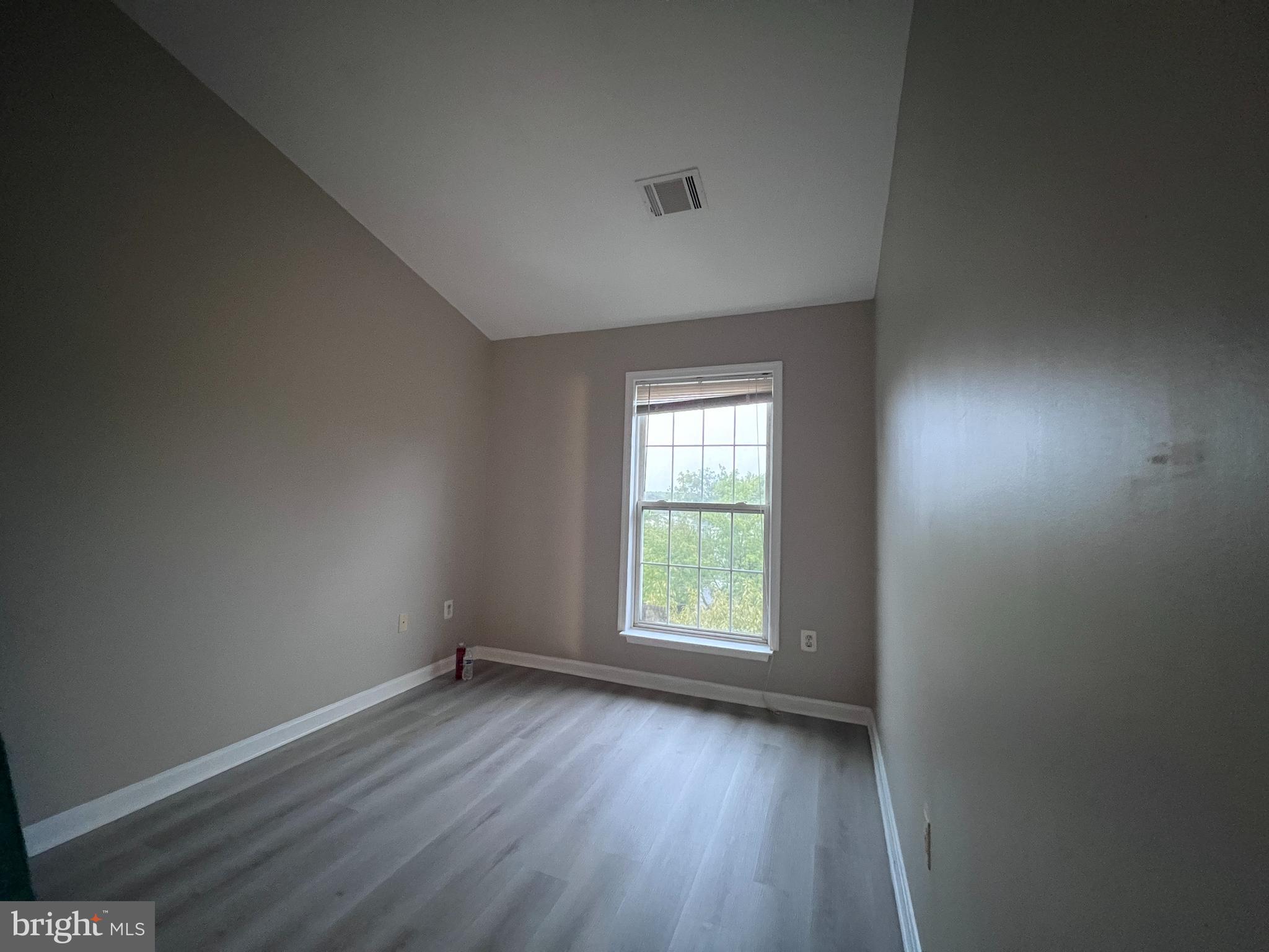 12035 COUNTRY MILL DR
