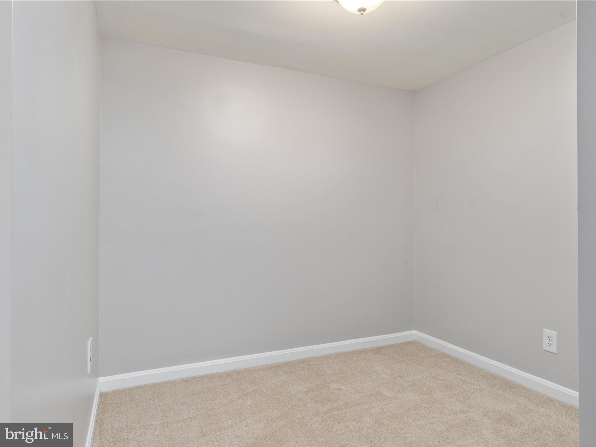 6176 Preston Ct