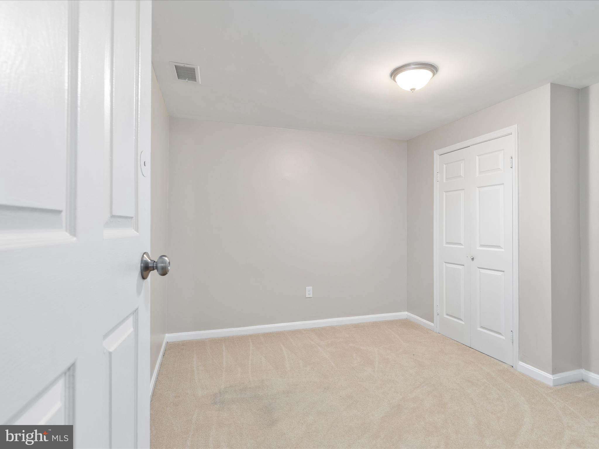 6176 Preston Ct