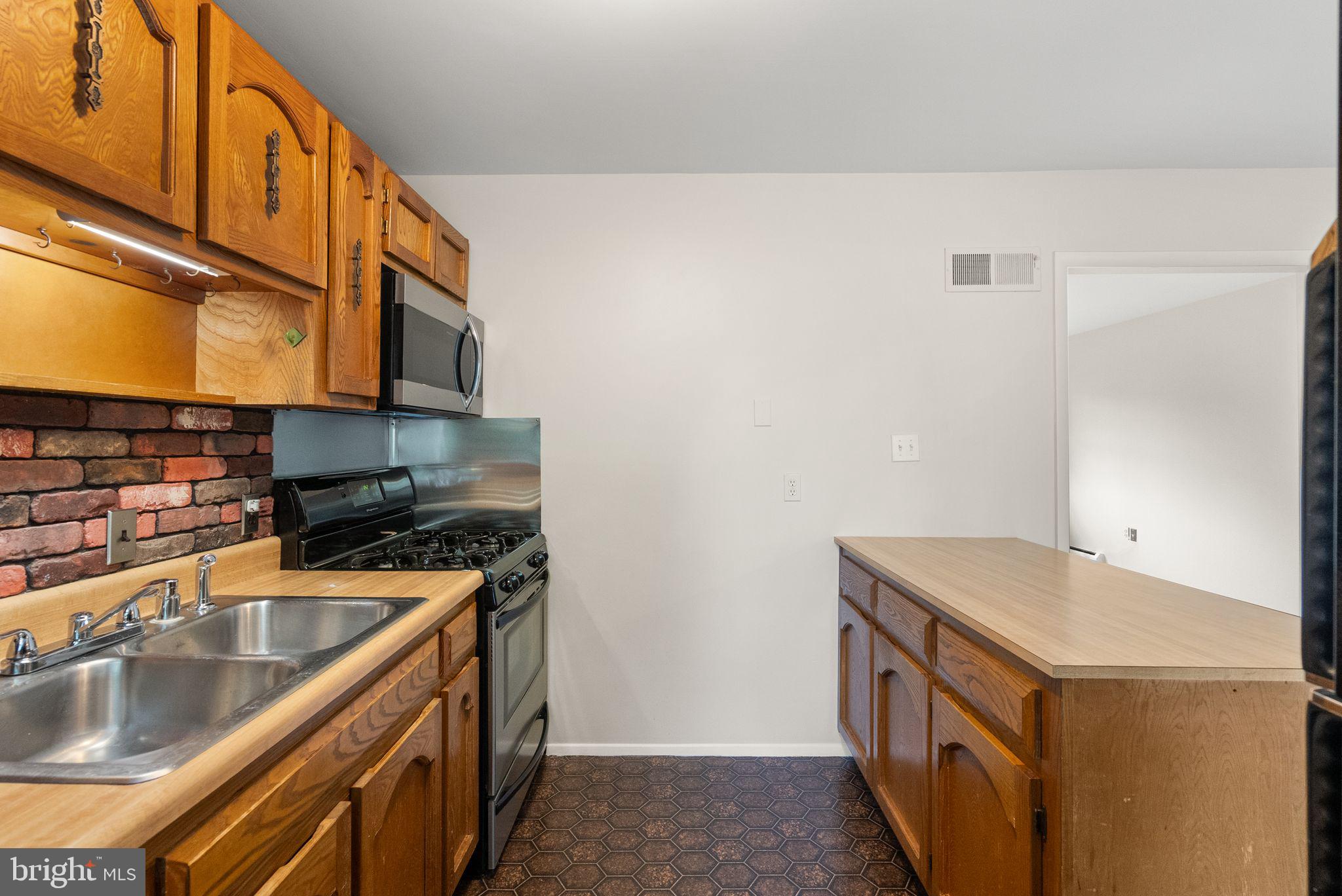 14756 Delta Ct