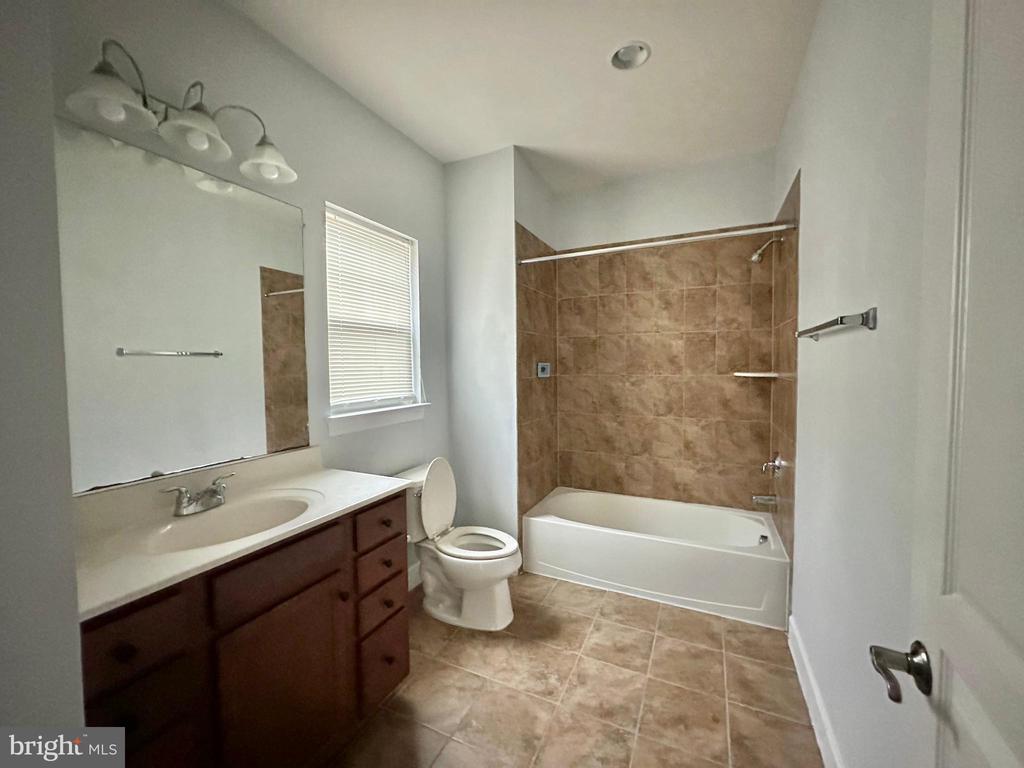 15151 ATHEY LOOP
