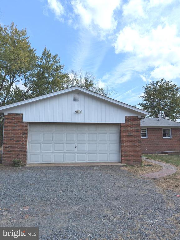 8610 Linton Hall Rd