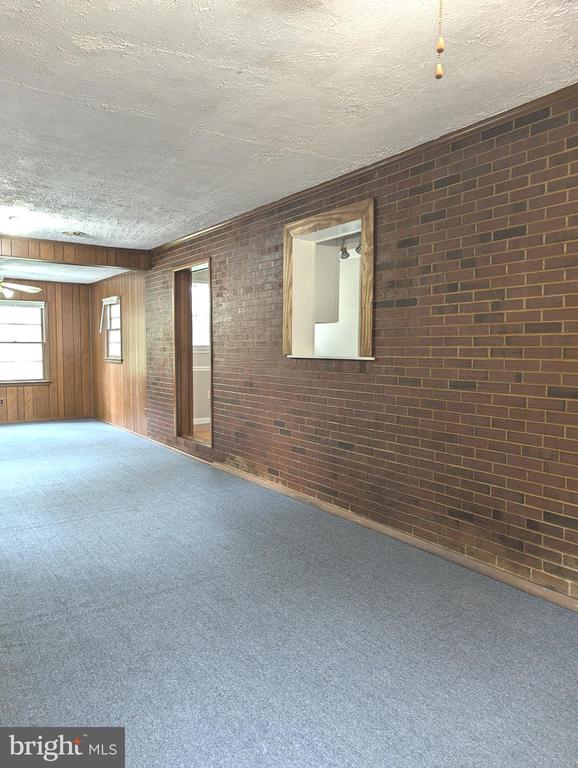 8610 Linton Hall Rd