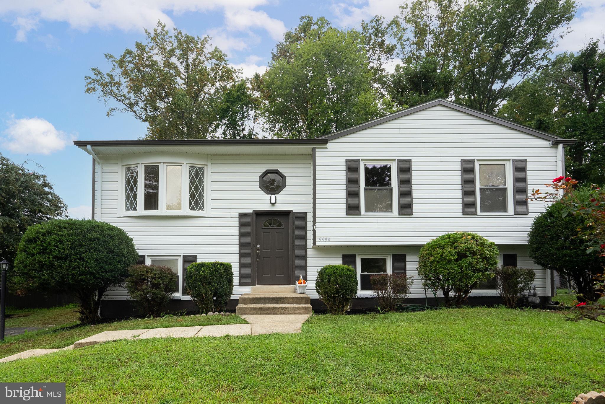 5594 Shadybrook Dr