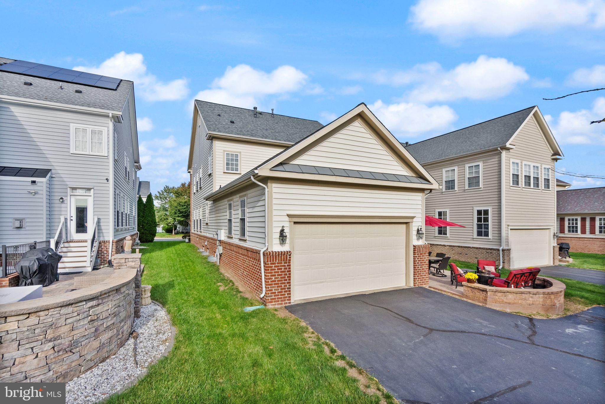 12031 Infantry Ln