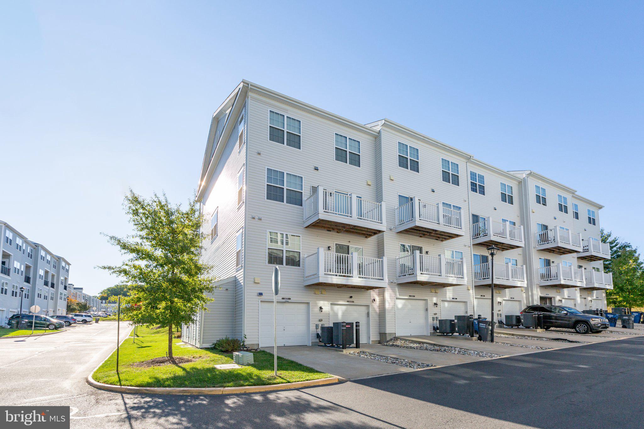 16878 PORTERS INN DR #52