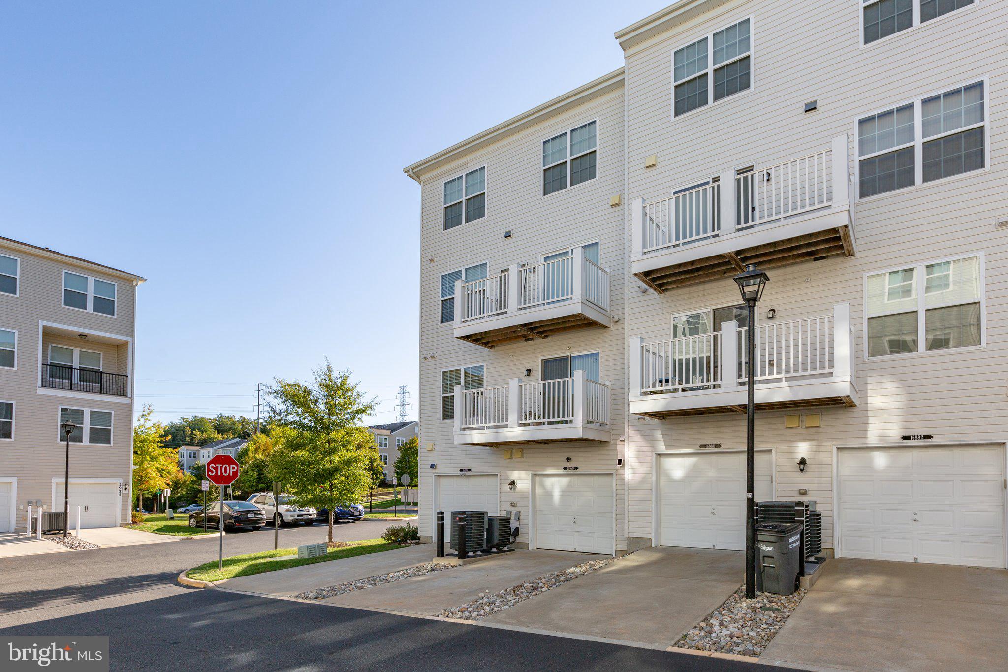 16878 PORTERS INN DR #52