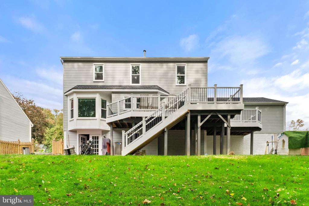 4979 Manor House Ct