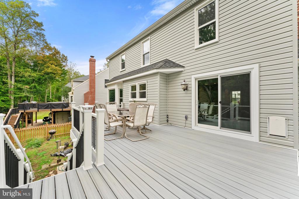 4979 Manor House Ct