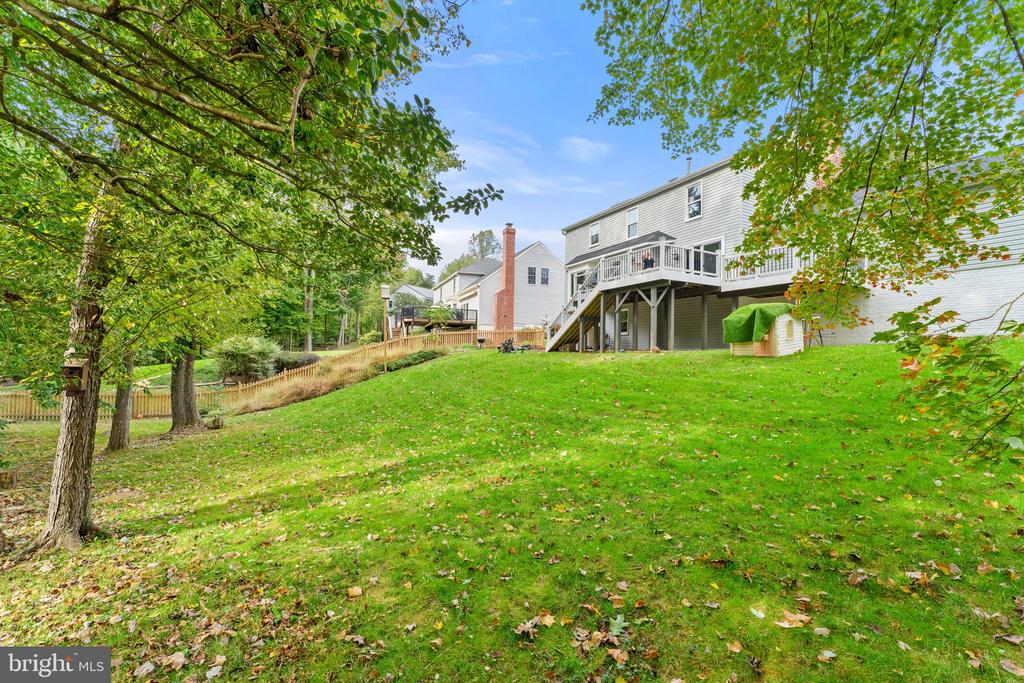 4979 Manor House Ct