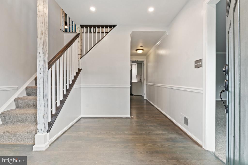 4979 Manor House Ct