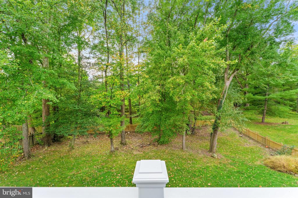 4979 Manor House Ct