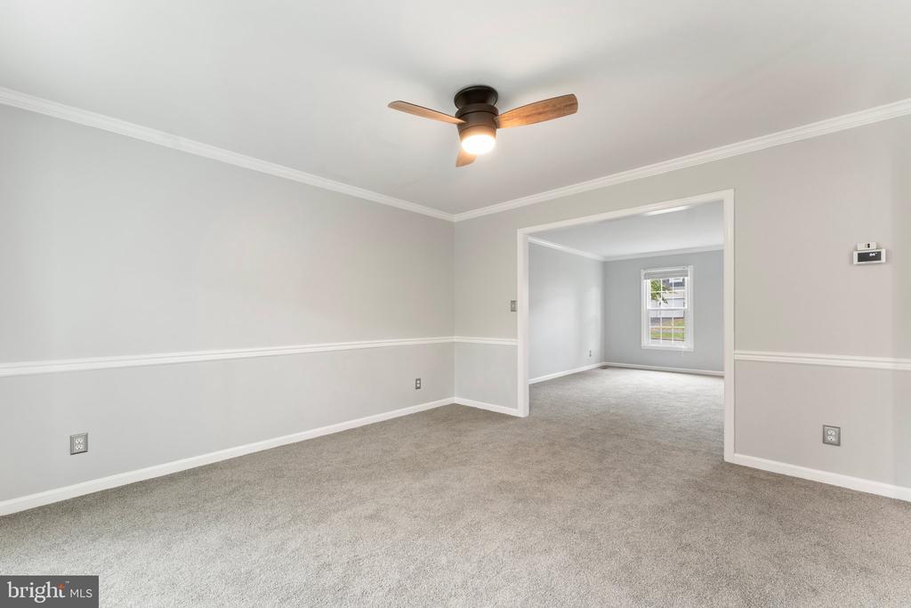 4979 Manor House Ct