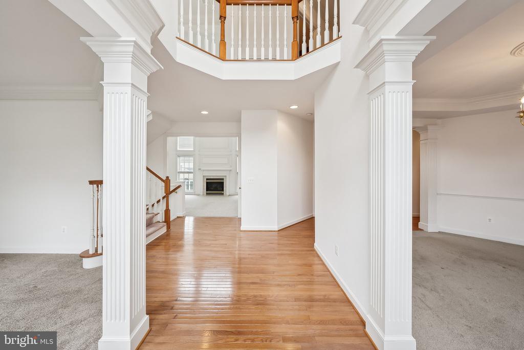 7221 Winnipeg Ct