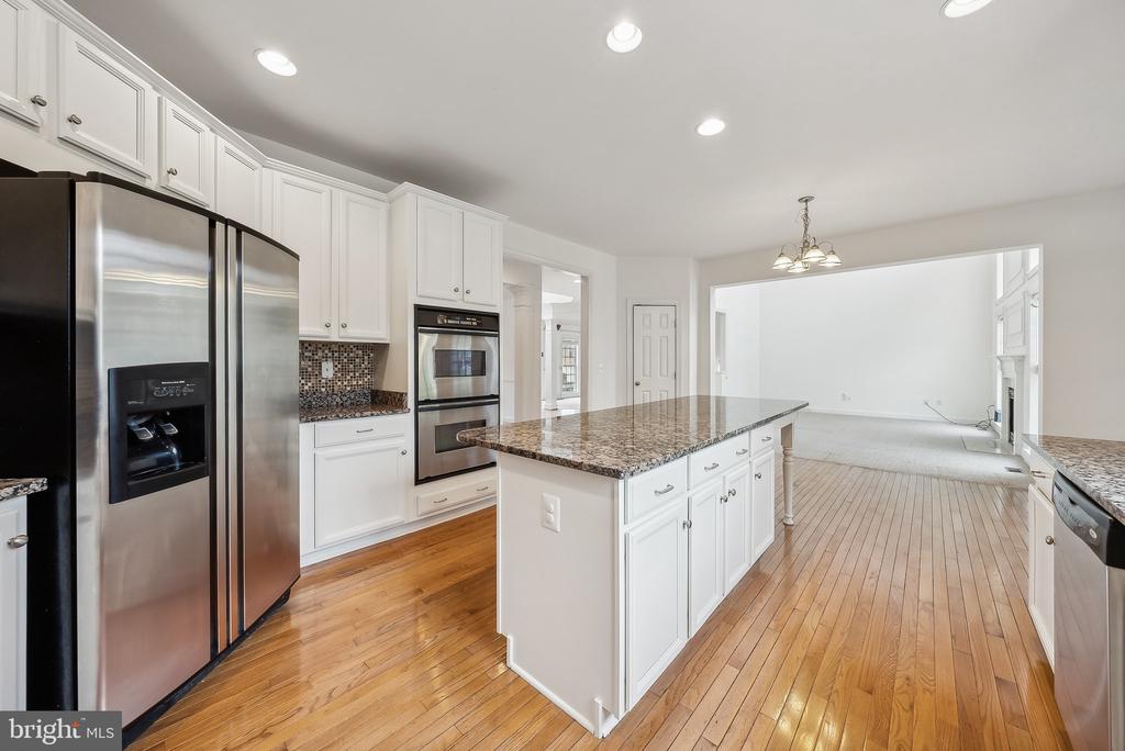 7221 Winnipeg Ct