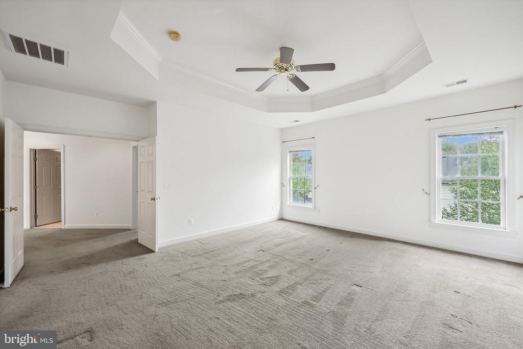 7221 Winnipeg Ct