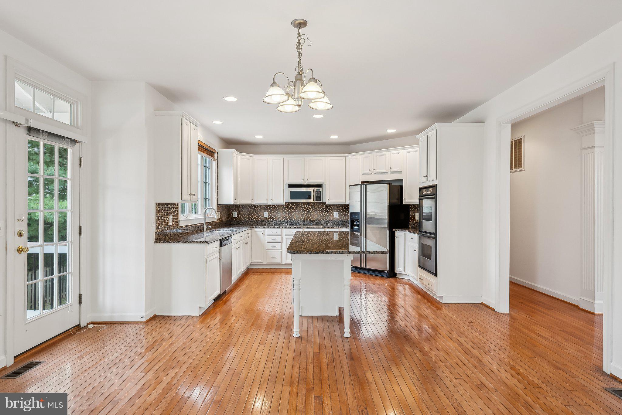 7221 Winnipeg Ct
