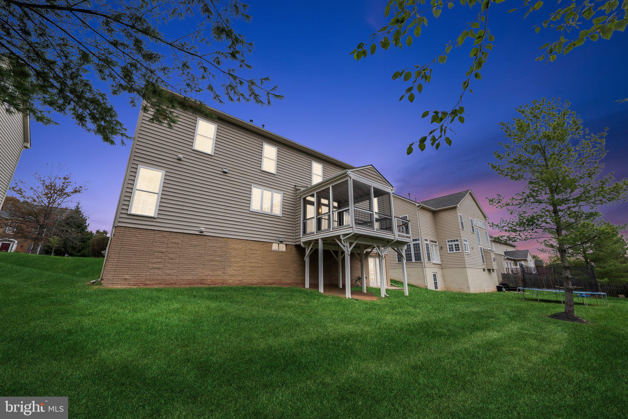 7221 Winnipeg Ct