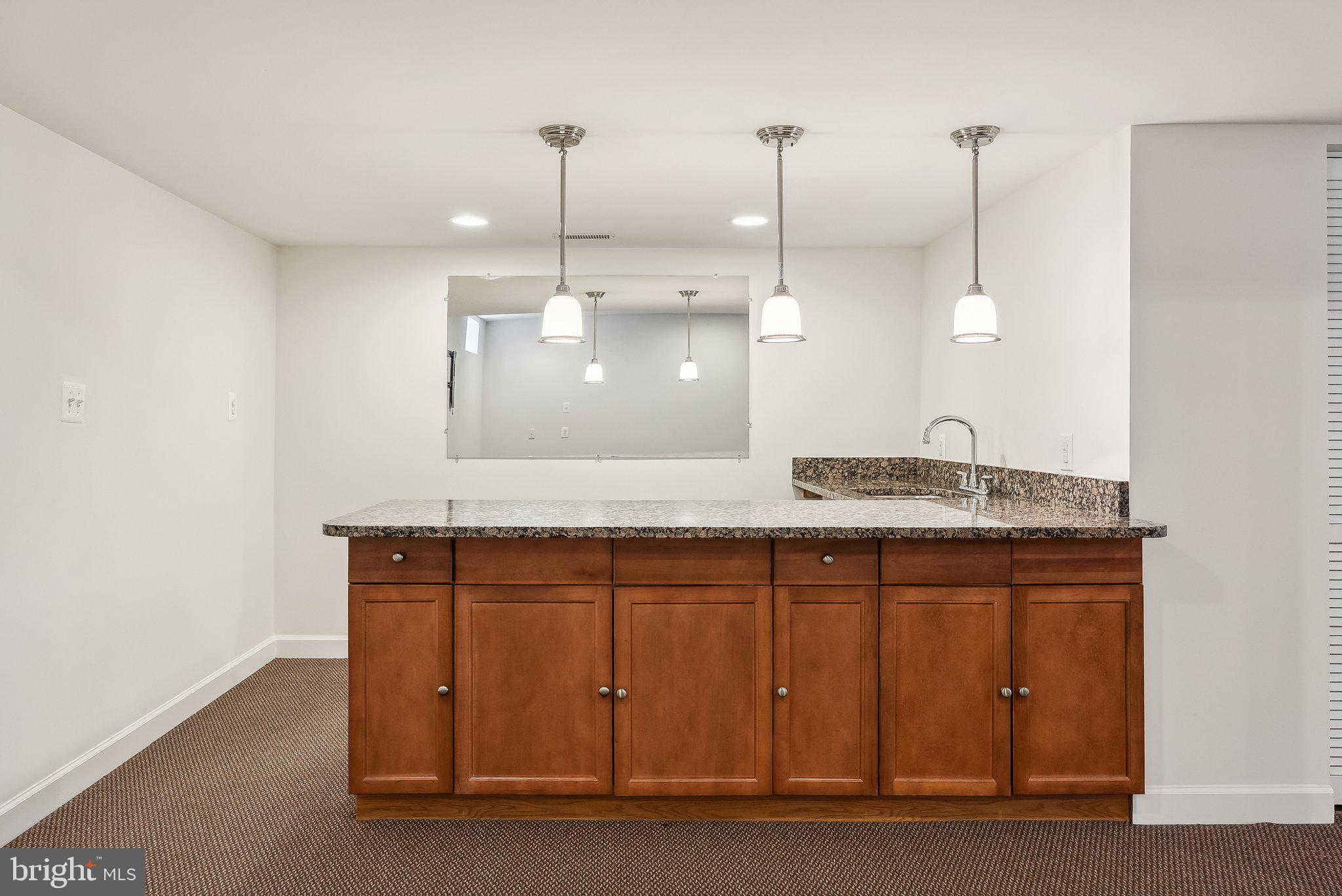 7221 Winnipeg Ct