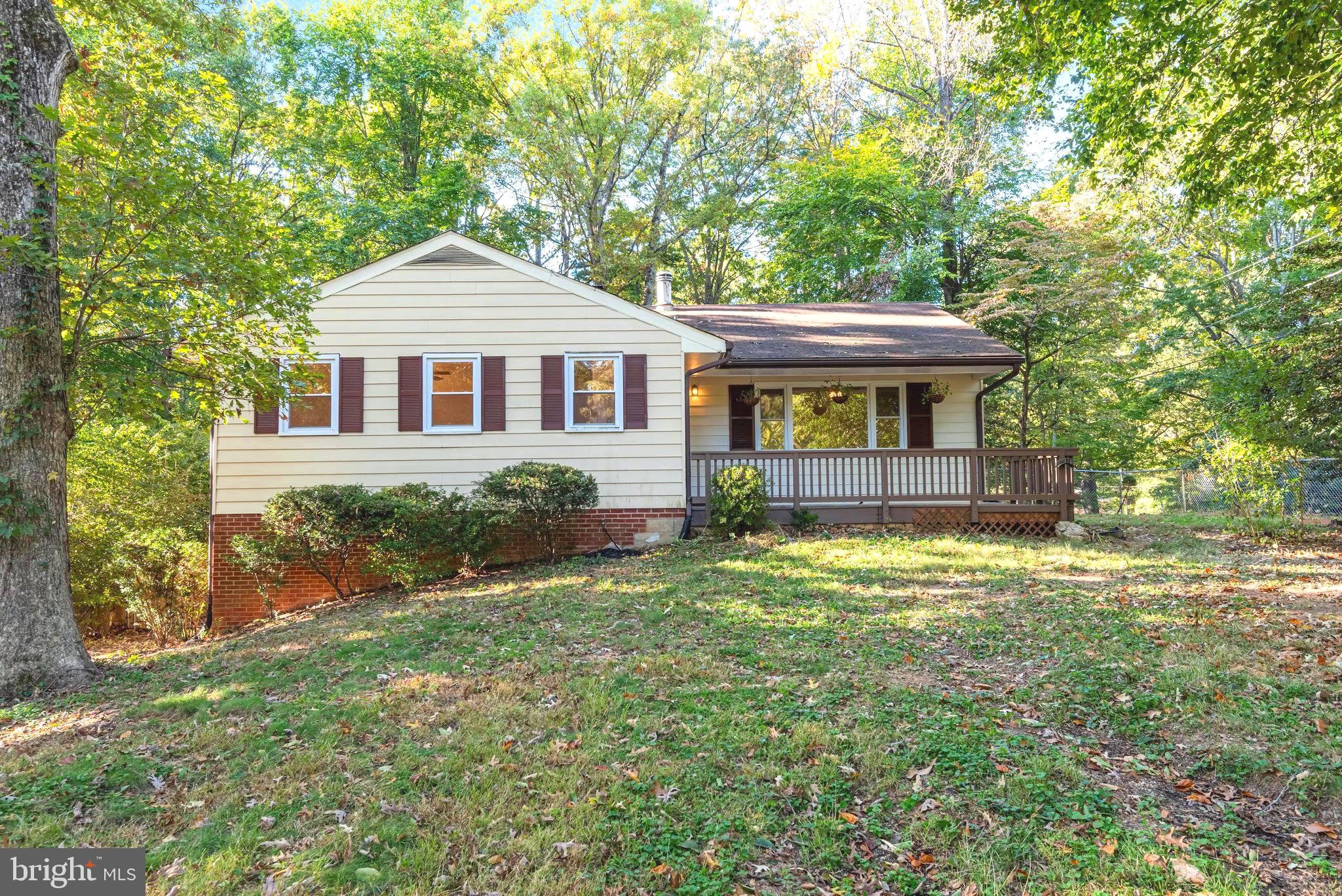 12997 Wooded Acres Ct
