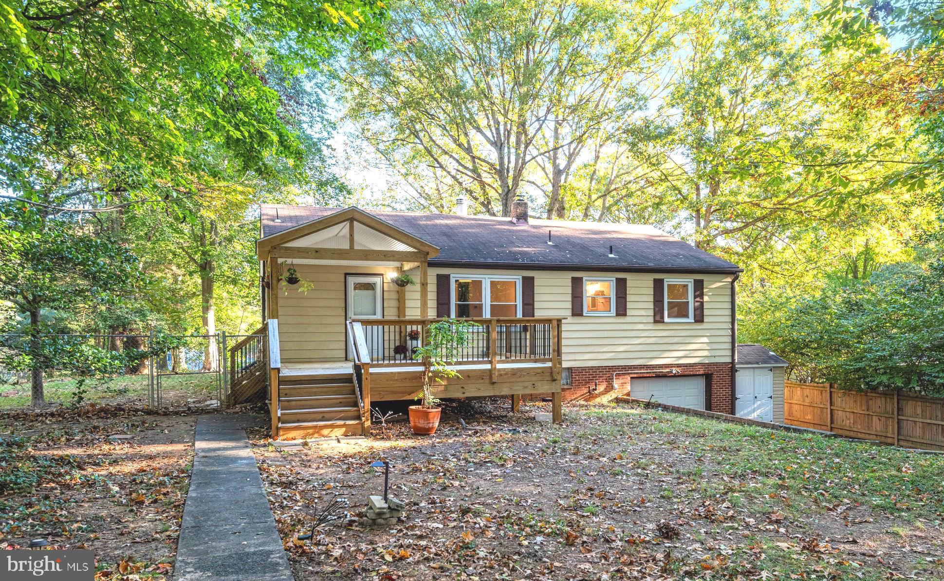 12997 Wooded Acres Ct