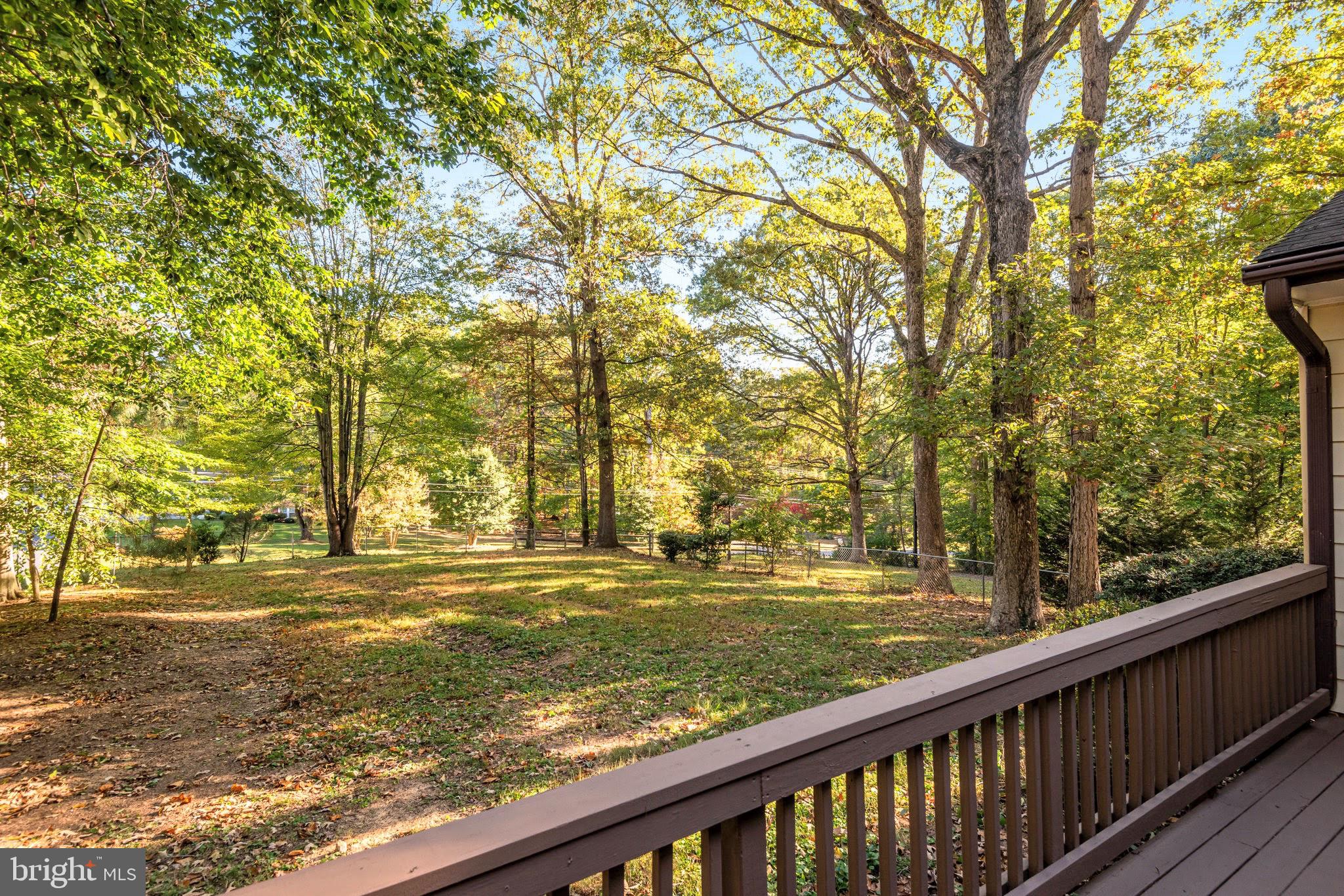 12997 Wooded Acres Ct