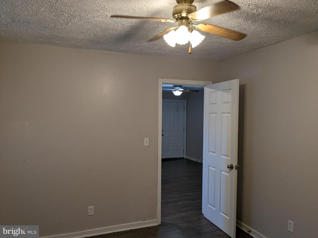 232 POTOMAC AVE #202