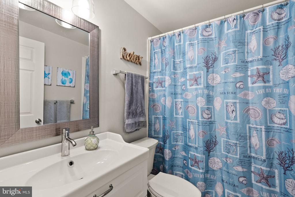 3465 Brookville Ln