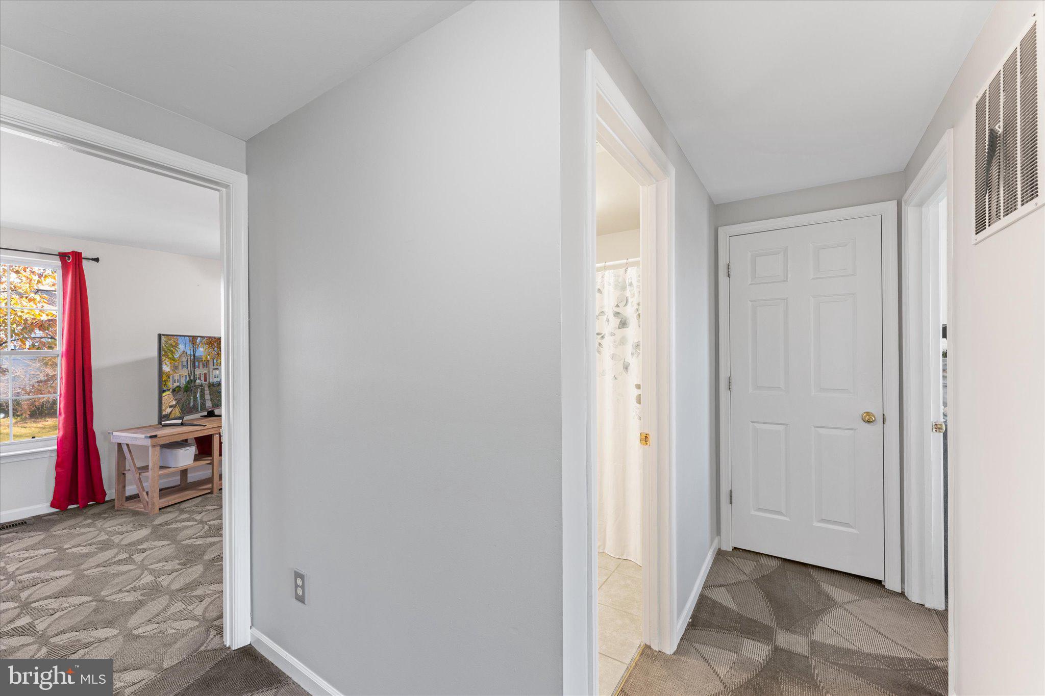 17028 Point Pleasant Ln