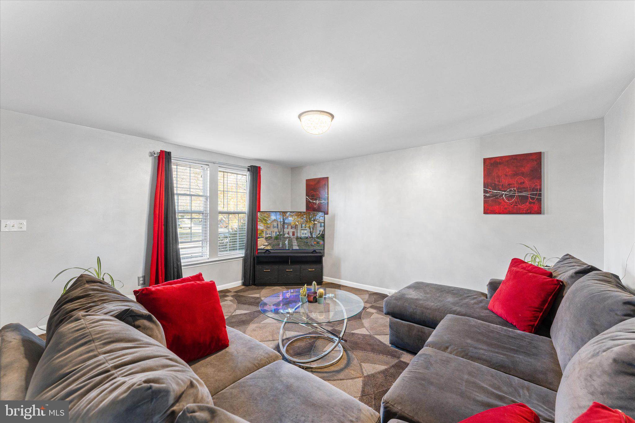 17028 Point Pleasant Ln