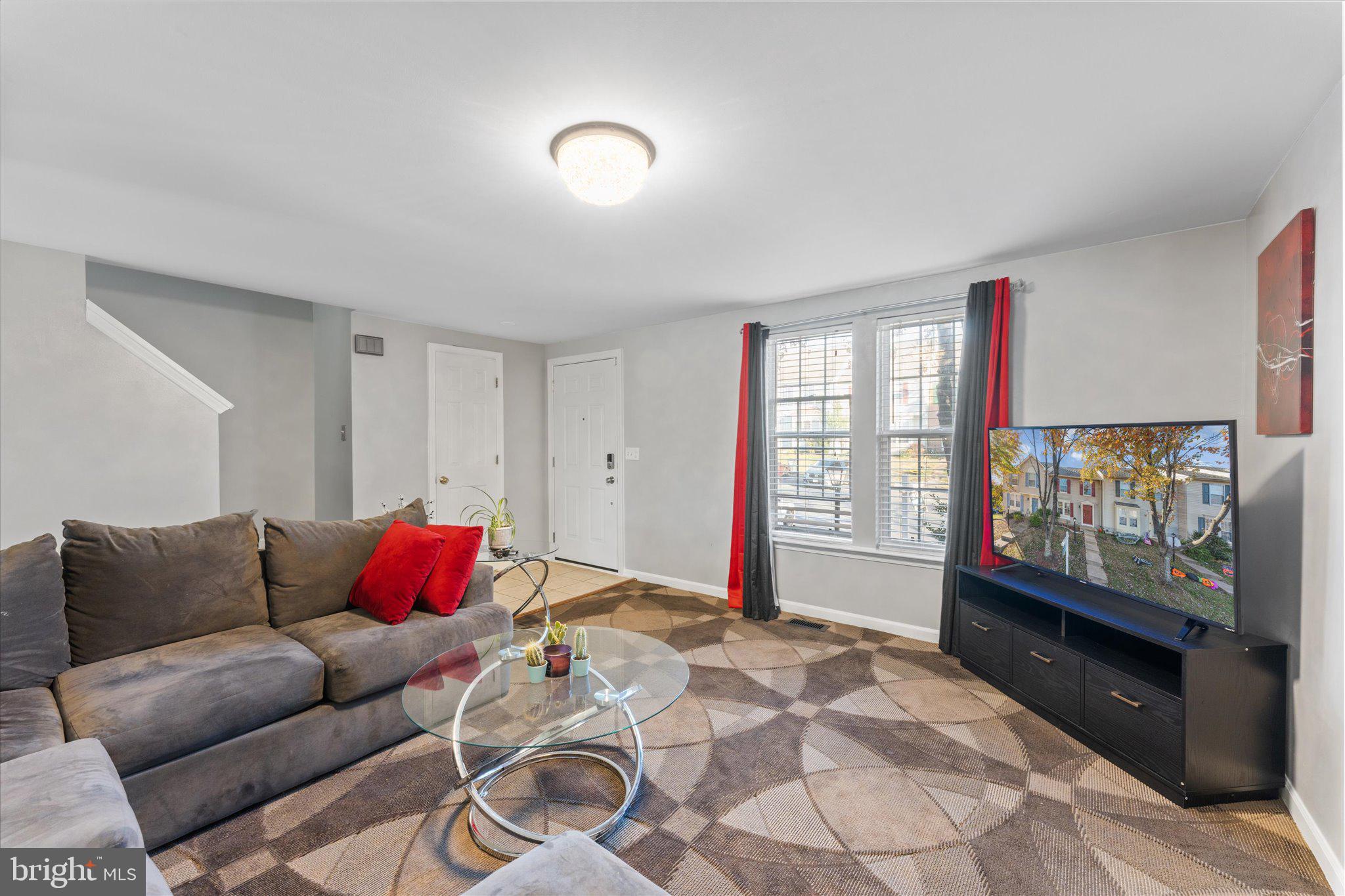 17028 Point Pleasant Ln