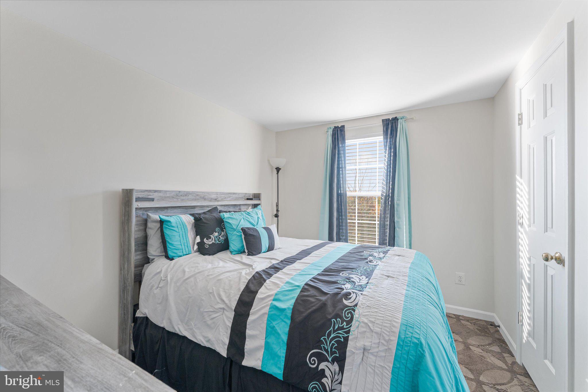 17028 Point Pleasant Ln