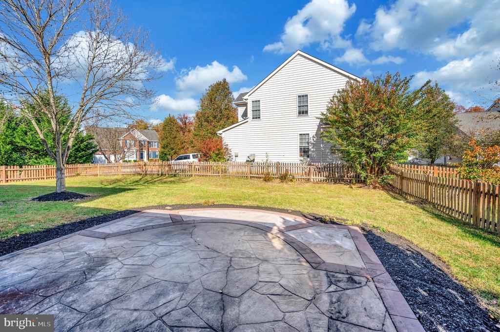 14140 Estate Manor Dr