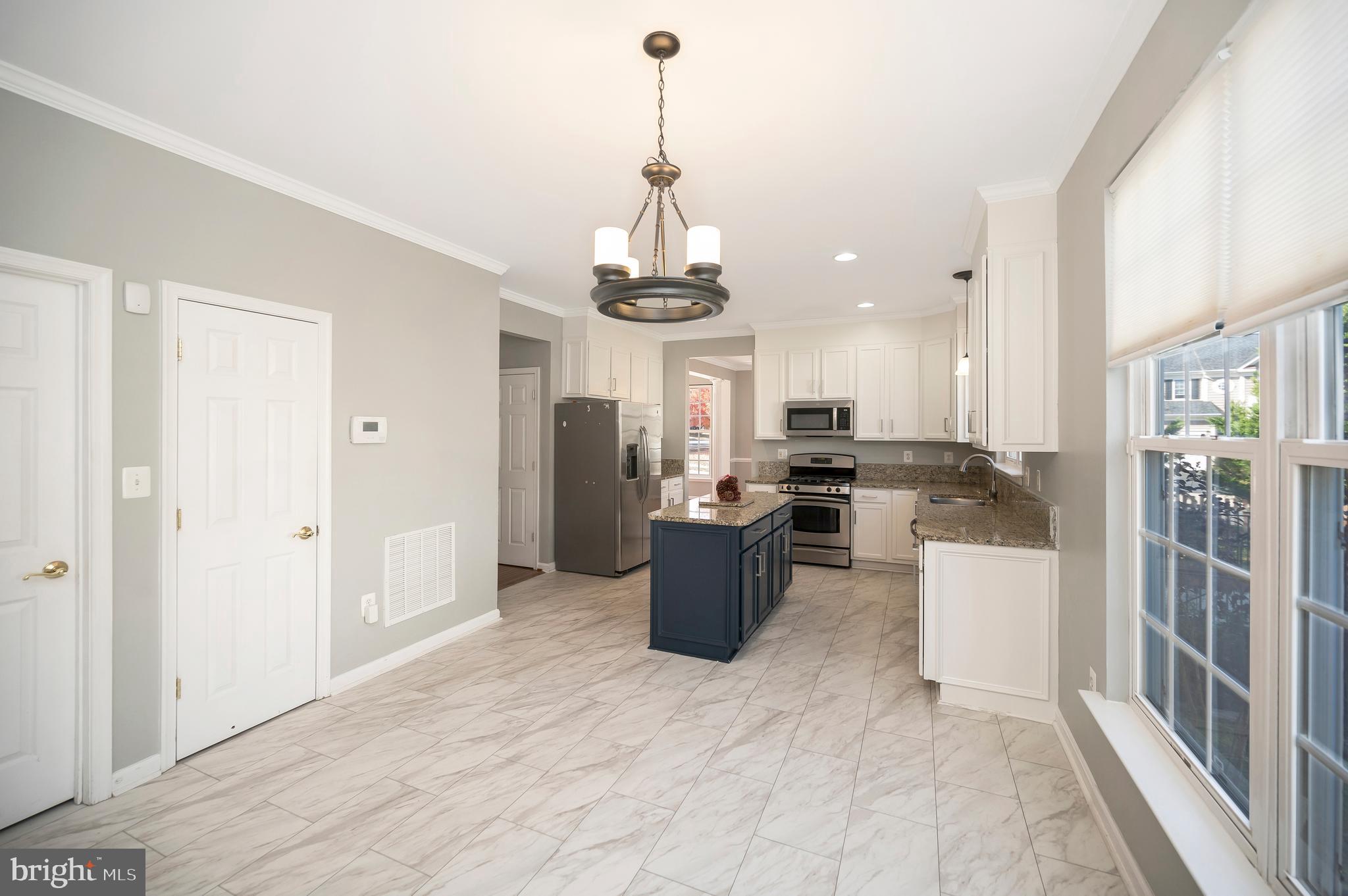 14140 Estate Manor Dr